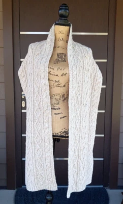 NWT Banana Republic Italian Wool Blend Chunky Cable Knit Scarf Oatmeal Beige - Image 1 of 4
