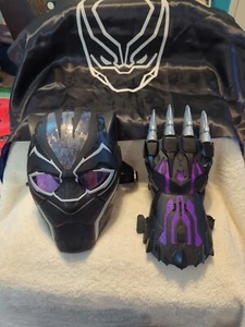 Marvel BLACK PANTHER Vibranium Light Up Power FX Mask & Light Up Battle claw - Picture 1 of 5