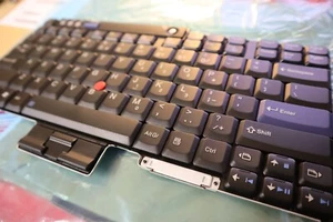 US-ENGLISH KEYBOARD THINKPAD T500, W500, T61 T60 Fru: 42T3298 ENGLISH, NOTEBOOK - Picture 1 of 7