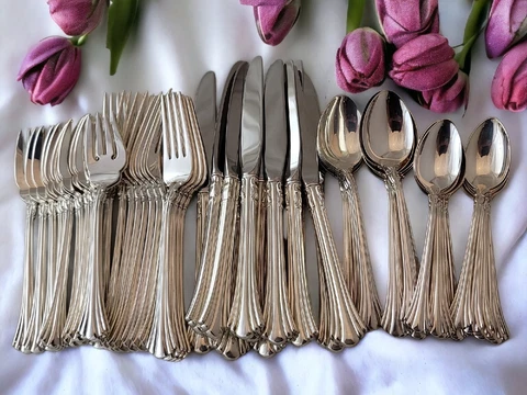 60pc Sterling REED & BARTON Flatware Set EIGHTEENTH 18TH CENTURY ~no mono Cover