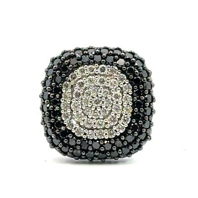 Anillo cuadrado de diamantes blancos y negros de oro blanco y negro EFFY talla 8 - J026 Foto 1 de 4