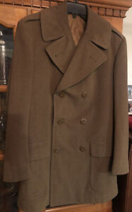 Regulation Army Officers Overcoat Wool World War II Size 37L Named Excellent