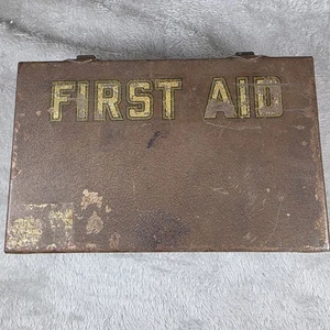 Antiguo kit de primeros auxilios Davis Emergency Equipment Co años 40 + cajas parcialmente completas - Imagen 1 de 24