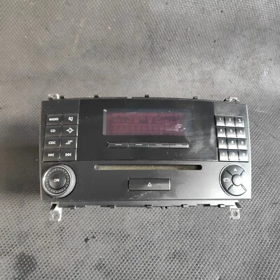 2005 MERCEDES C CLASS C200 STEREO RADIO CD PLAYER HEAD UNIT A2038705089 #1 - Image 1 of 4
