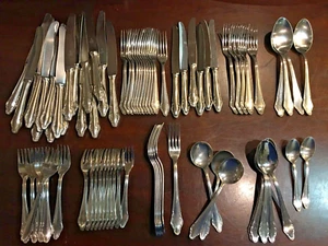 De colección ~ Servicio de cubiertos de acero J A Henckels Zwilling HEN12 (18/8) 78 piezas - Imagen 1 de 15
