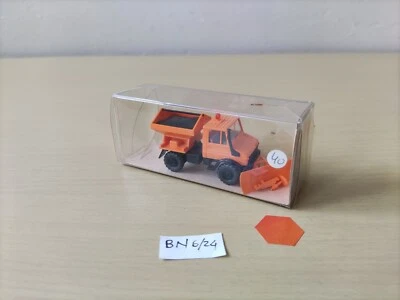 WIKING, CAMION UNIMOG CHASSE NEIGE 1/87e - Photo 1/2