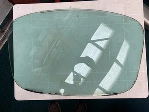 Jaguar E Type Heated Rear Screen Window S1 S2 S3 Tinted - Picture 1 of 1