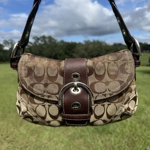 Bolso Coach 6171 Soho Signature Jacquard Solapa Hebilla Hombro Marrón Monograma Y2K - Imagen 1 de 8