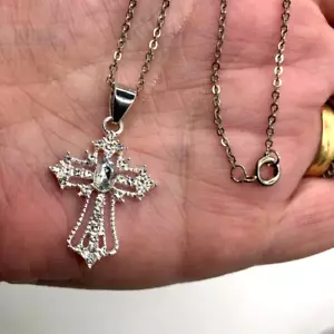 Offener Kreuz Anhänger funkelnde Halskette silberfarben Metall 40cm Modeschmuck - Bild 1 von 8