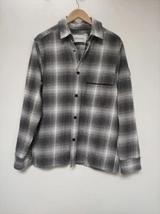 Calvin Klein Karo Overshirt Gr. M - Neu mit Defekt! - Bild 1 von 11