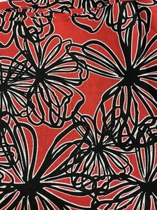 1 Yard Red & Black - “ Simply Floral Blotch Halo “44” Wide 100% Cotton - Picture 1 of 1
