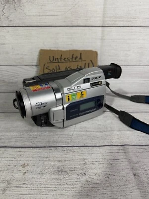 Sony Handycam DCR-TRV720 Camcorder Night Shot, SteadyShot,  STRICTLY AS-IS - Image 1 of 4