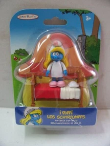 Jakks Pacific Smurfs SMURFETTE & BED 2.4" MOC, 2009 - Picture 1 of 1