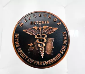 OTAN Conjunto Entrenamiento Médico Ejercicio Estonia MEDCEUR 02 Desafío Moneda Cerveza Moneda - Imagen 1 de 2