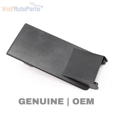 FRONT LEFT - SEAT WIRE CONNECTOR COVER CAP - AUDI A4 RS4 S4 - 8E0971981B - Image 1 of 4