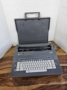 VTG Smith Corona DeVille 210 Electric Typewriter Spell Right II W/ Case And Cord - Picture 1 of 10