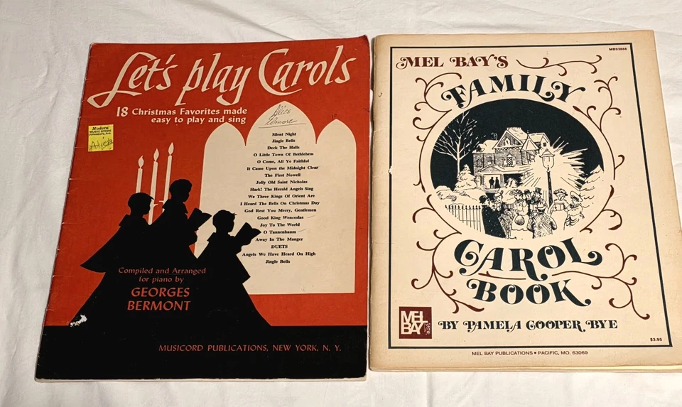 2 Vintage Carol Songbooks-"Let's Play Carols" & Mel Bay's Family Carol Book - Image 1 of 4