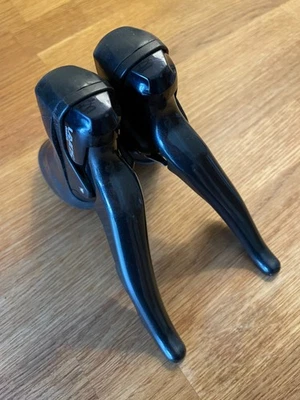 Shimano Sora 2x9 Speed STI Lever Set - Black - Image 1 of 4