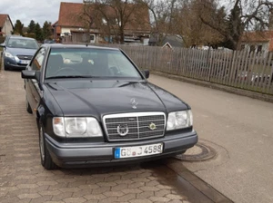 Mercedes W124 Rechtslenker - Bild 1 von 13