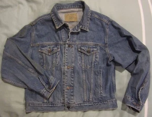 Vintage 1990s GAP Denim Jean Jacket men's large 90s Coat Trucker jacket - Picture 1 of 12