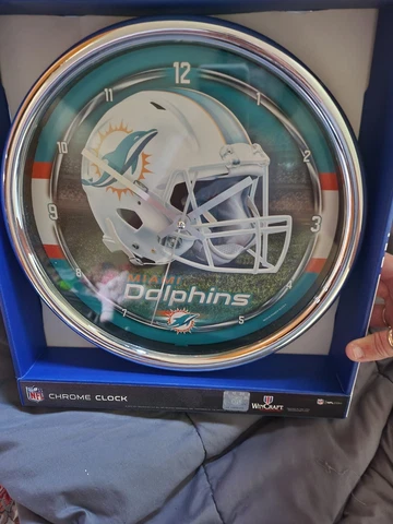 NFL SPORTS CHROME WALL CLOCK Cover