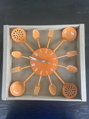 kitchen wall clock - Image 1 of 2