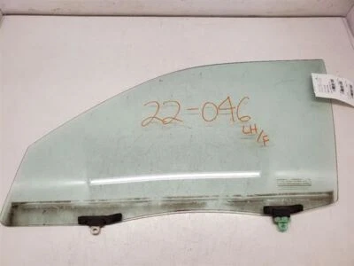 Toyota Highlander SUV Limited, Front Left Door Glass, 2001-2007, 68102-48050 Foto 1 de 4