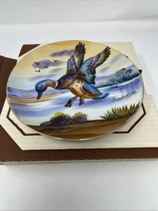 Vintage Ucagco Japan 8" Handpainted Mallard Duck Plates - With Original Box - Picture 1 of 10