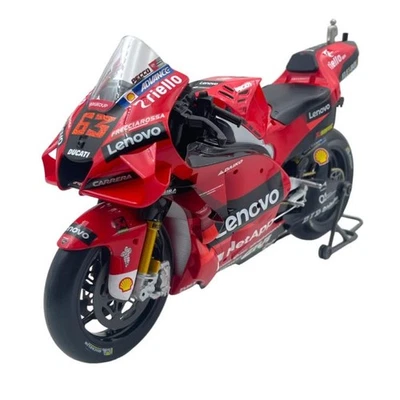 Modellino Moto Maisto 1/6 Ducati Desmosedici GP22 Moto Gp World Champion N.63... - Immagine 1 di 4