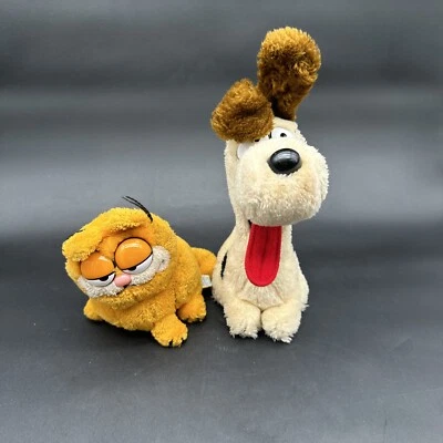 Vintage Dakin Garfield Cat 1981 & 1983 odi dog Plush Stuffed Animal 6” - Image 1 of 4
