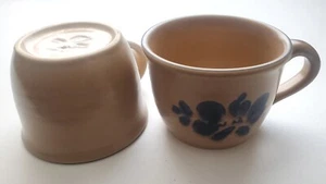 2- PFALTZGRAFF usa #100 FOLK ART MUG COFFEE TEA CUP Blue Flower Vintage Pair Set - Picture 1 of 9