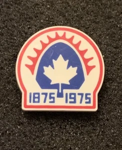 Canada 1875 - 1975 Baseball Maple Leaf Plastic Lapel Pin - SP9 - Picture 1 of 3