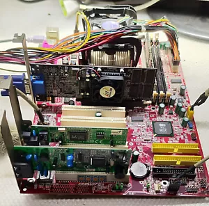 Placa madre MSI 645E Max-U con CPU Pentium 4, GPU, zócalo 478 - Imagen 1 de 10