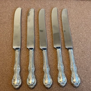 5 Piece International Joan Of Arc Sterling Silver & Stainless Dinner Knives - Picture 1 of 14