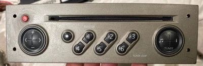 Renault Grand Scenic II 8200300860 Tuner Liste Autoradio CD + Code RENDRW133-10 - Bild 1 von 4