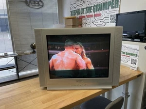 Samsung TX-P2730 27" Flat Screen CRT TV Retro Gaming Television  No Remote 2005 - Picture 1 of 9