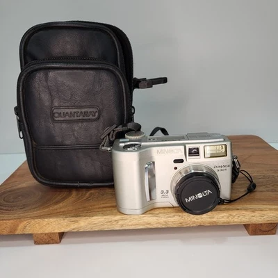 Cámara digital Minolta Dimage S304 3,3 MP plateada con estuche Quantaray negro funciona Foto 1 de 4