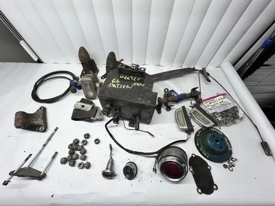 Datsun Roadster varios Lote de piezas #10 estado - desconocido * se vende tal cual* Foto 1 de 4