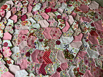 Pretty Pink Patchwork Hexagons  Large   3” Ready Tacked X  180   100% Cottons • 23.14€