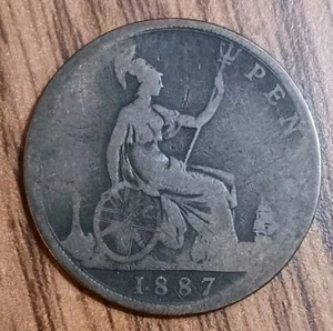 1887 Great Britain One Penny Queen Victoria World Coin (J259) - Picture 1 of 2
