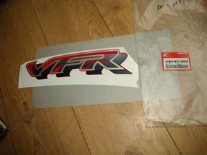 DECALCOMANIA CARENA CENTRALE DESTRA HONDA VFR 750 RC 36 94-97 - Foto 1 di 2