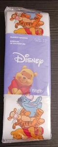 Winnie The Pooh Disney Blanket Binding 2005 Wrights 4 3/4 yds 100% Polyester - Picture 1 of 14