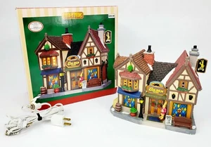 Lemax Christmas Village - The Golden Hare Tavern (2015) - Sears Exclusive - EUC - Picture 1 of 8