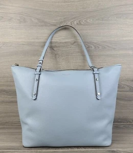 Bolso de Mano Kate Spade Grande de Cuero de Guijarros (Azul Horizonte) - Imagen 1 de 9