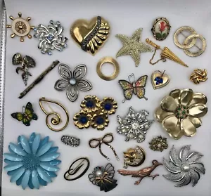 28 Vintage BROOCH Pins Ornate Costume Jewelry Floral Rhinestone Enamel Lot - Picture 1 of 22