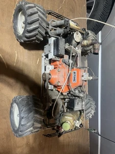 Camión de radiocontrol Traxxas T Maxx personalizado a gasolina - Imagen 1 de 4