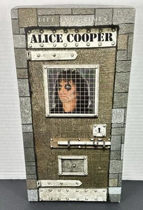 Alice Cooper-"Life & Crimes Of Alice Cooper" 4 CD SET & 80 Page Book - Rare - Picture 1 of 17