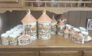 24 Stück Vintage Sears Rehbock 80er Farm Szene Hahn Kanister Set, Tassen, - Bild 1 von 8