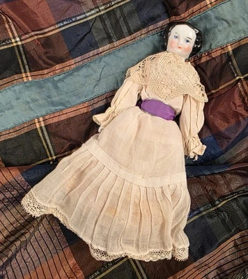 MUÑECA CABEZA CHINA VICTORIANA SIGLO XIX FR MUSEO DEACESIÓN Foto 1 de 3