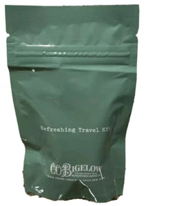 C.O. Kit de Viaje Refrescante Bigelow Bálsamo Labial + Loción Corporal Mini CO Set Nuevo - Imagen 1 de 2
